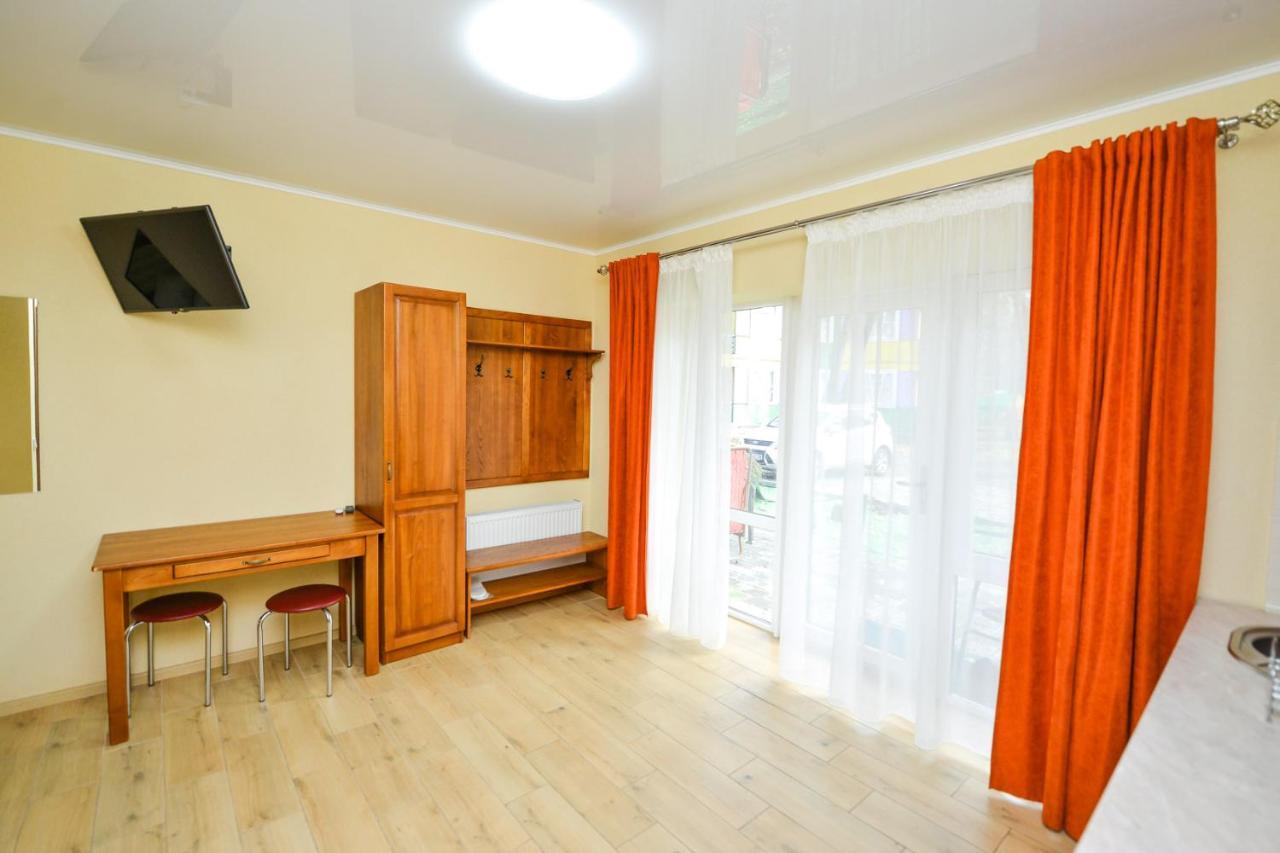 Polis'ke Forest Hotel מראה חיצוני תמונה