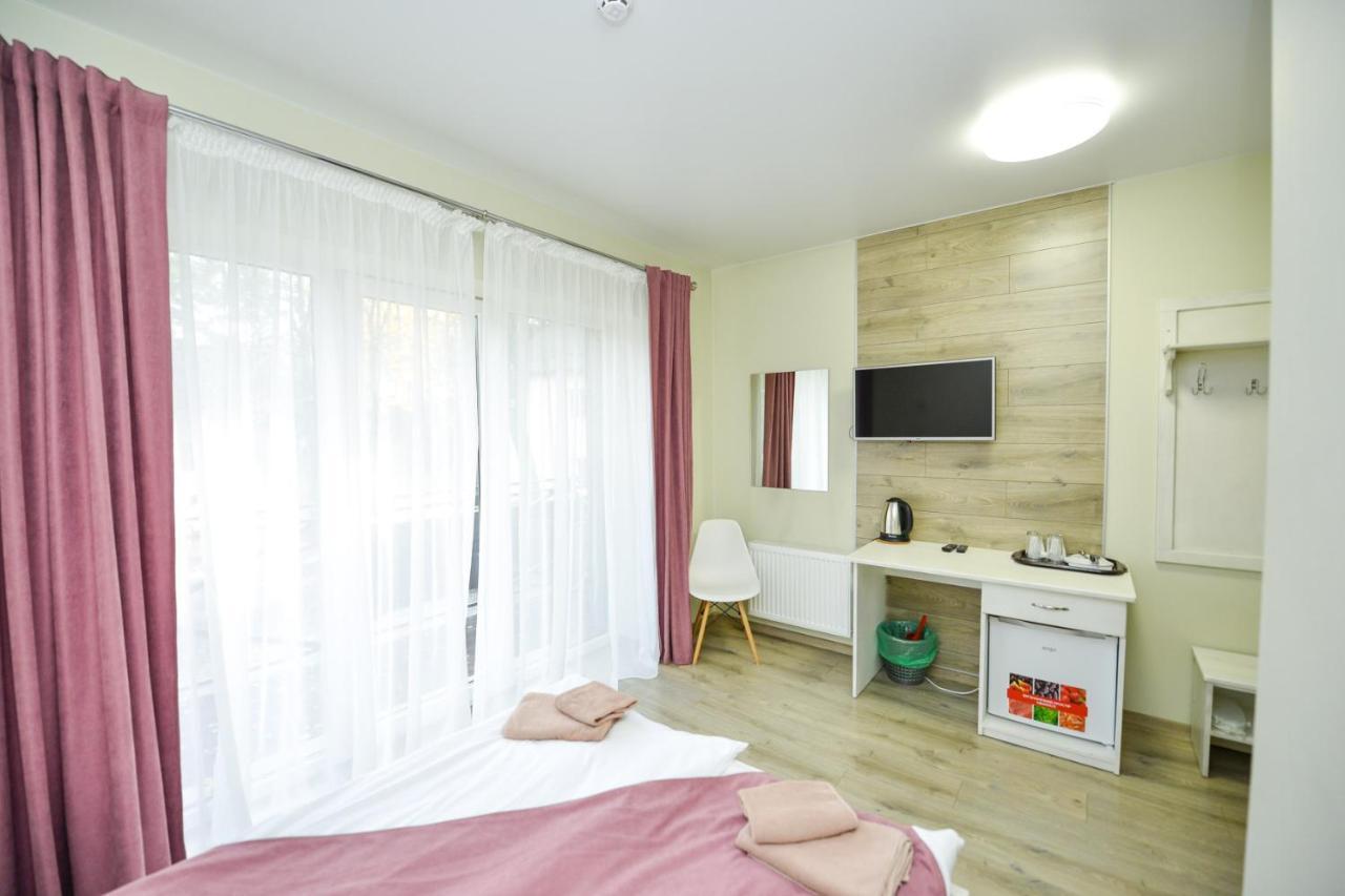 Polis'ke Forest Hotel מראה חיצוני תמונה