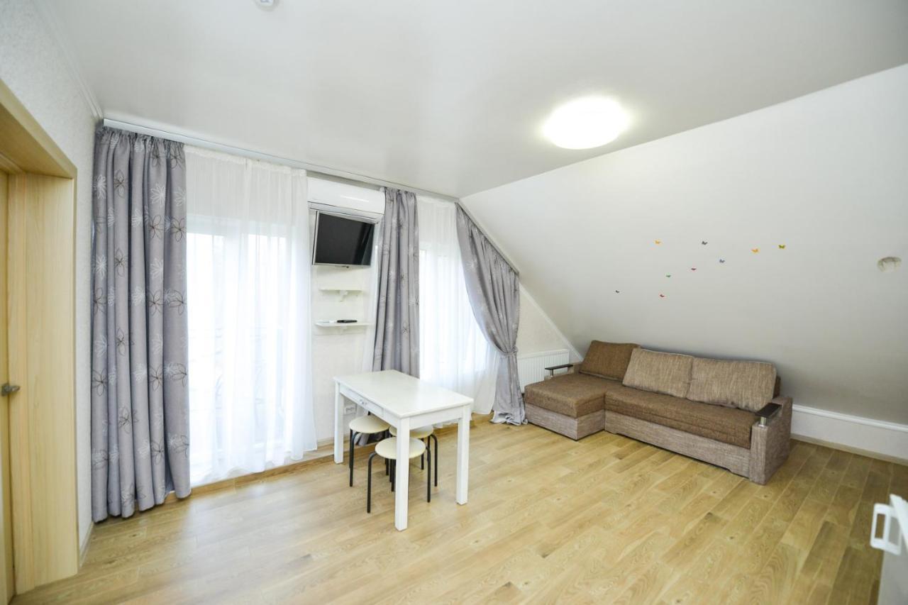 Polis'ke Forest Hotel מראה חיצוני תמונה