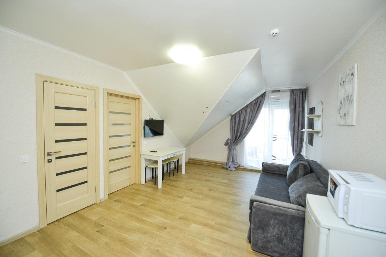 Polis'ke Forest Hotel מראה חיצוני תמונה