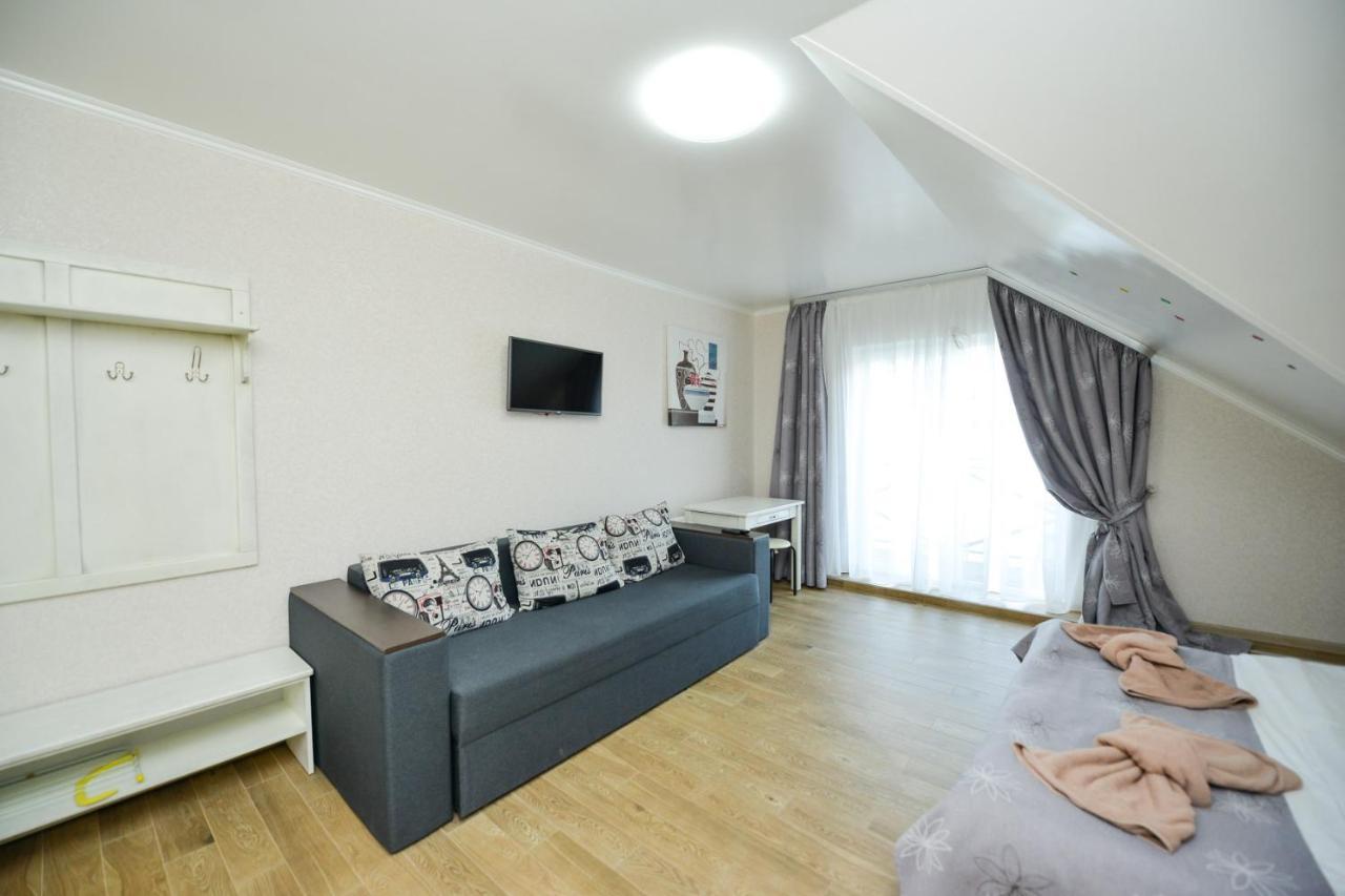 Polis'ke Forest Hotel מראה חיצוני תמונה